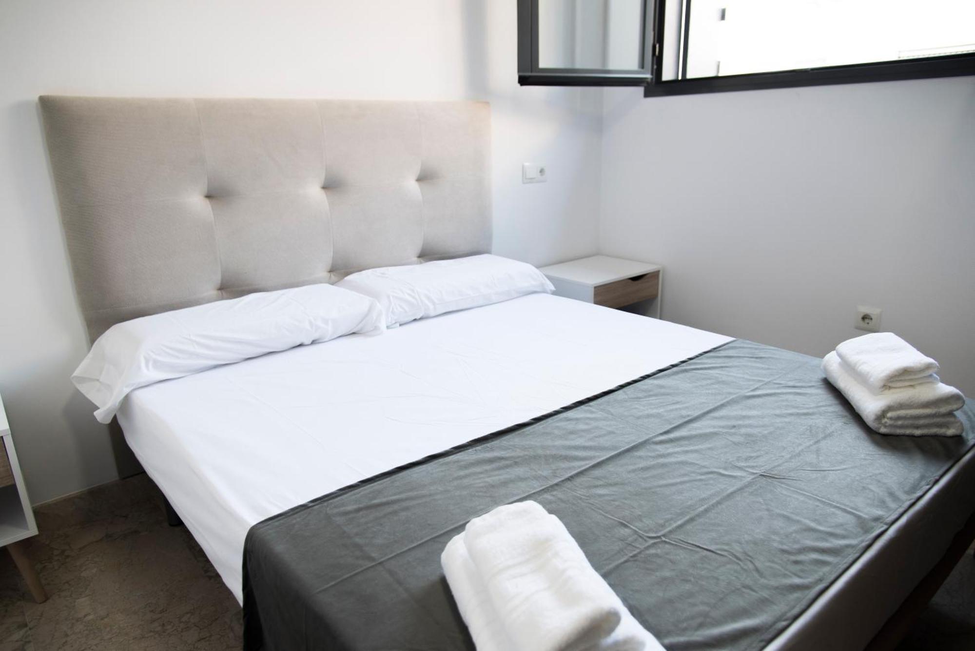 Nightinsevilla Teodosio Free Parking Экстерьер фото